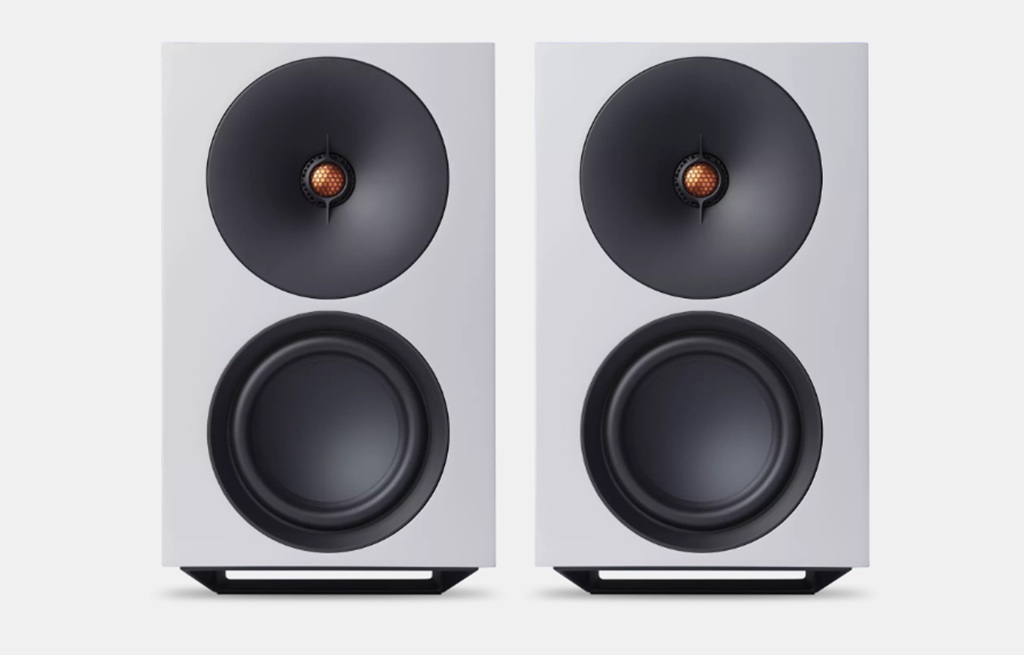 Cambridge Audio L/R X aktive Streaming-Lautsprecher in Weiß, frontal als Stereo-Paar abgebildet