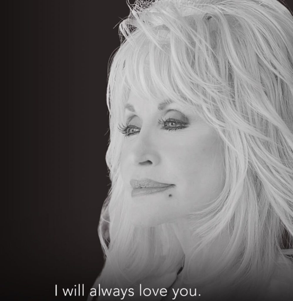 Schwarzweißes Porträt mit „I will always love you“ zum Nachruf auf Dolly Parton